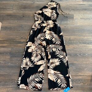 Cupshe Black Jumpsuit with Cream Tropical Leaf Print